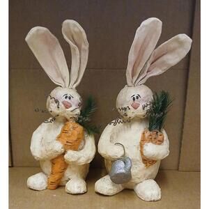 Pair of Decorative Bunny Figurines Holding Carrots